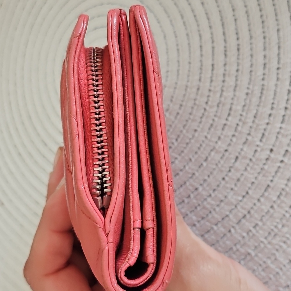 CHANEL Quilted Coral Pink Wallet - Final Price - Picture 8 of 12